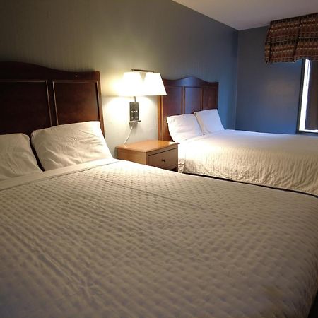 Americourt Hotel And Suites - Elizabethton ภายนอก รูปภาพ