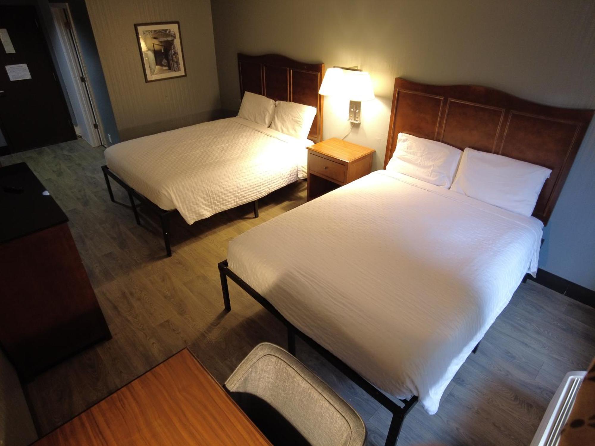 Americourt Hotel And Suites - Elizabethton ภายนอก รูปภาพ