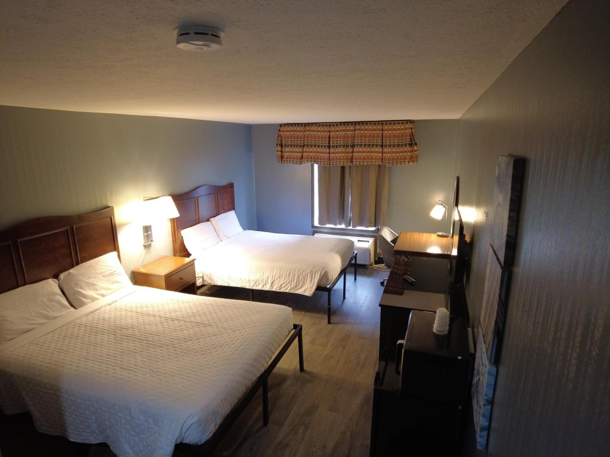 Americourt Hotel And Suites - Elizabethton ภายนอก รูปภาพ