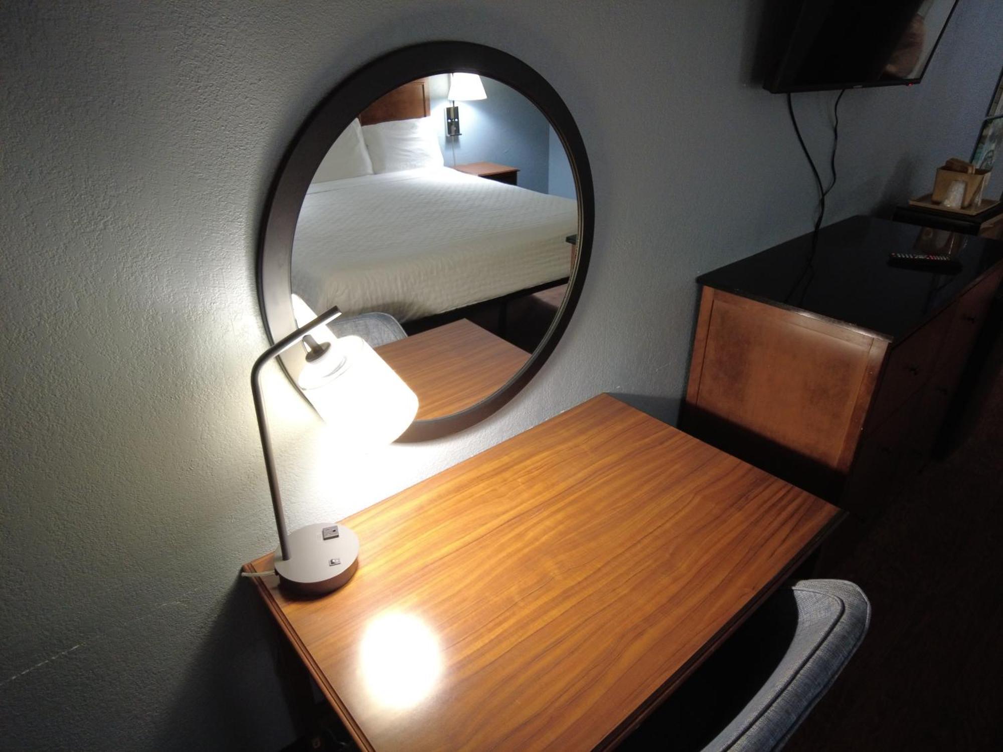 Americourt Hotel And Suites - Elizabethton ภายนอก รูปภาพ